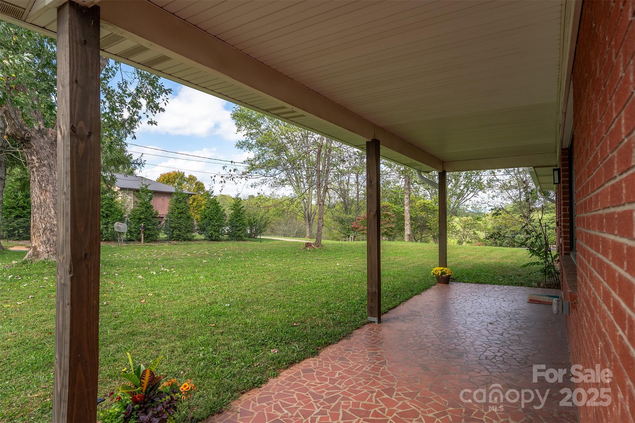 75 Panorama Drive