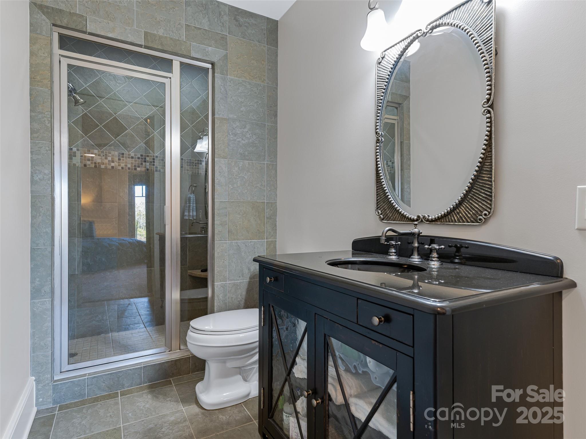 The Settings Of Black Mountain - Residential