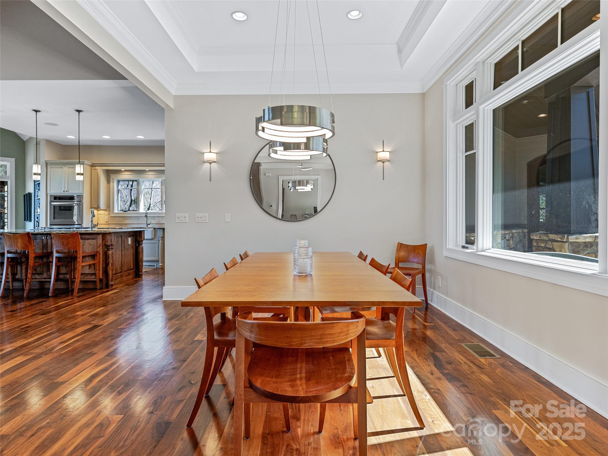 The Settings Of Black Mountain - Residential