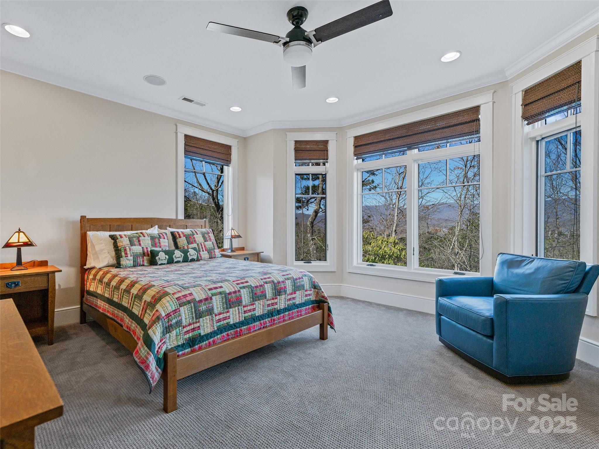 The Settings Of Black Mountain - Residential