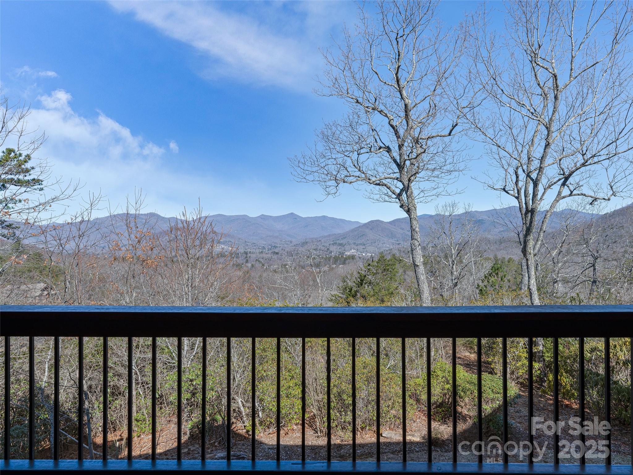 The Settings Of Black Mountain - Residential