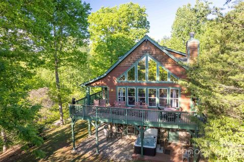 44 Riverside Drive Whittier NC 28789