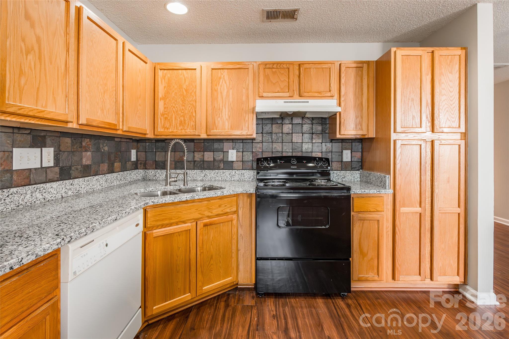 The Townes at Old Stone Crossing - Residential