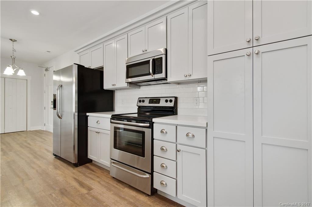 Riverwalk - Residential Lease