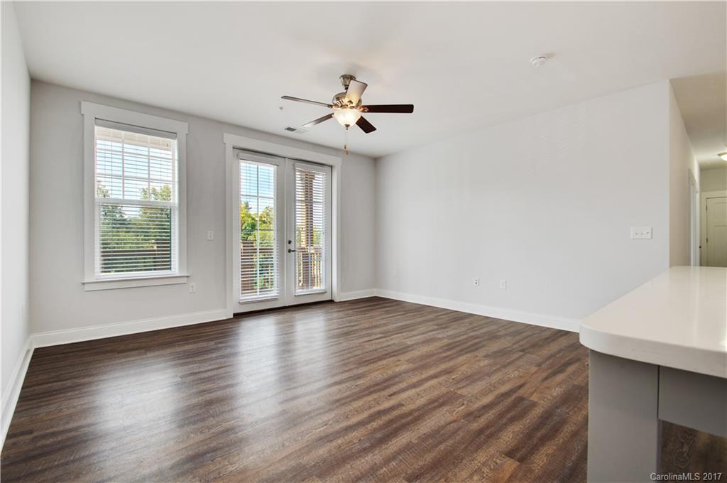 Riverwalk - Residential Lease