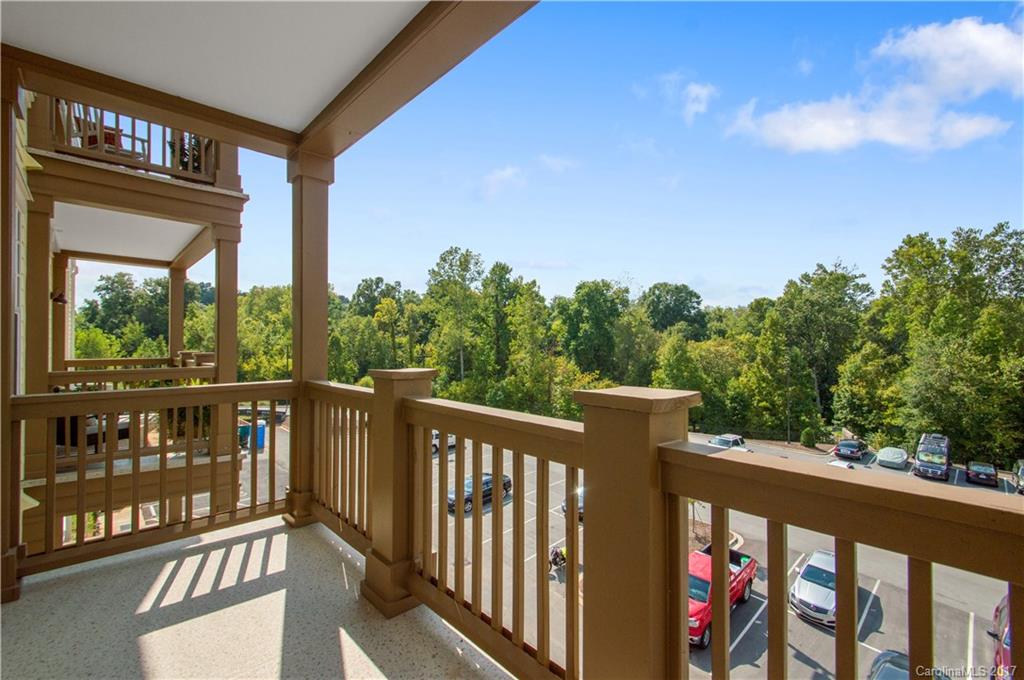 Riverwalk - Residential Lease