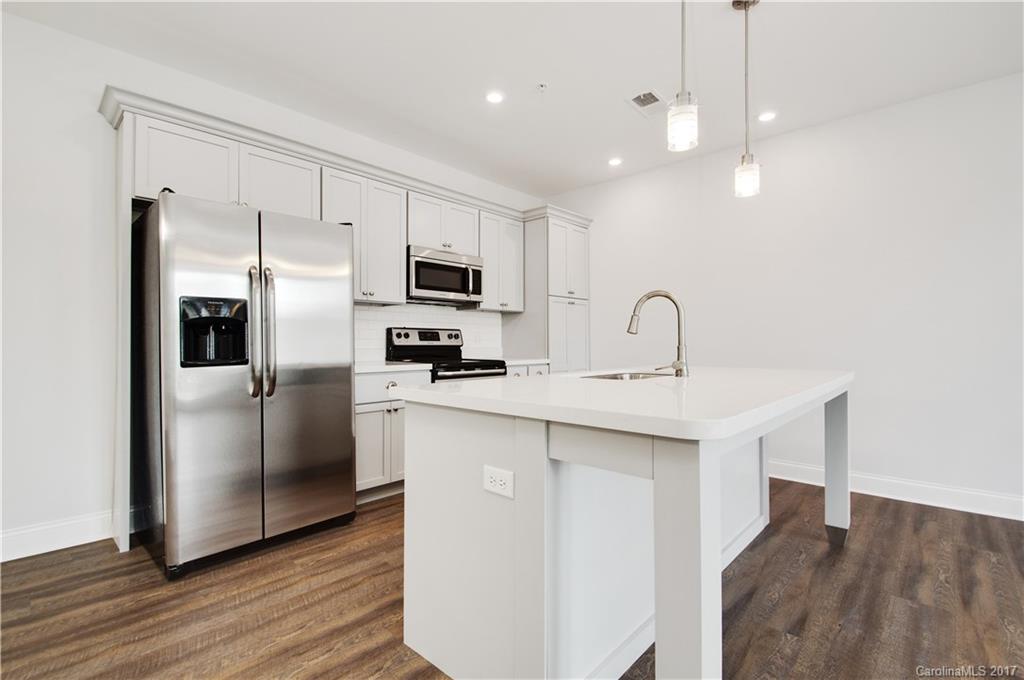 Riverwalk - Residential Lease