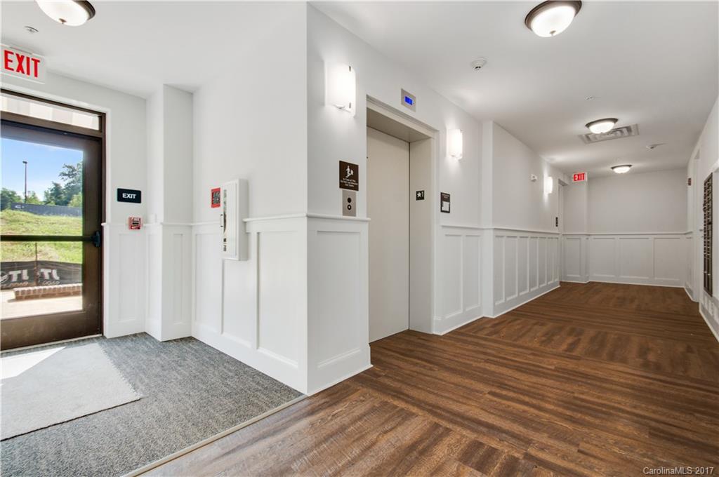 Riverwalk - Residential Lease