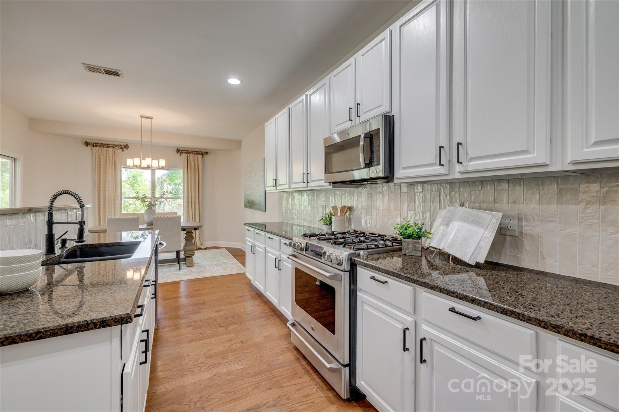 Regent Park - Residential