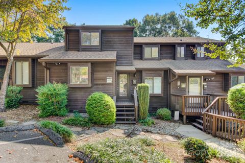 A home in Hickory