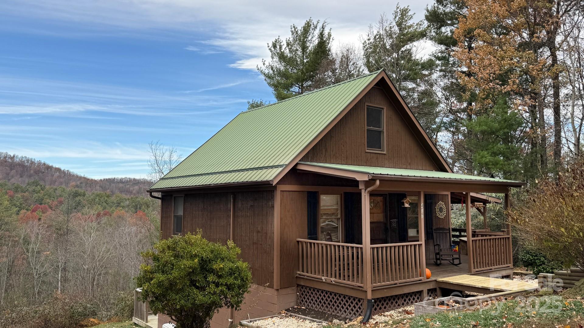 437 Deer Crossing Lane