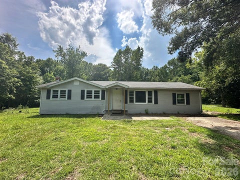 Photo of 308 Maple Grove Church Road, Matthews, NC 28104 (MLS # 4402324)