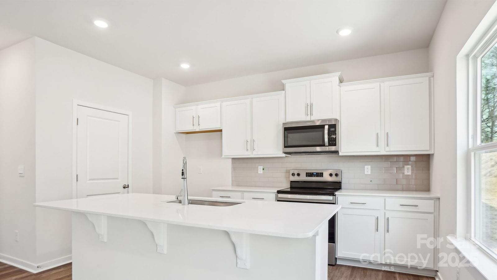568 Country Oak Drive