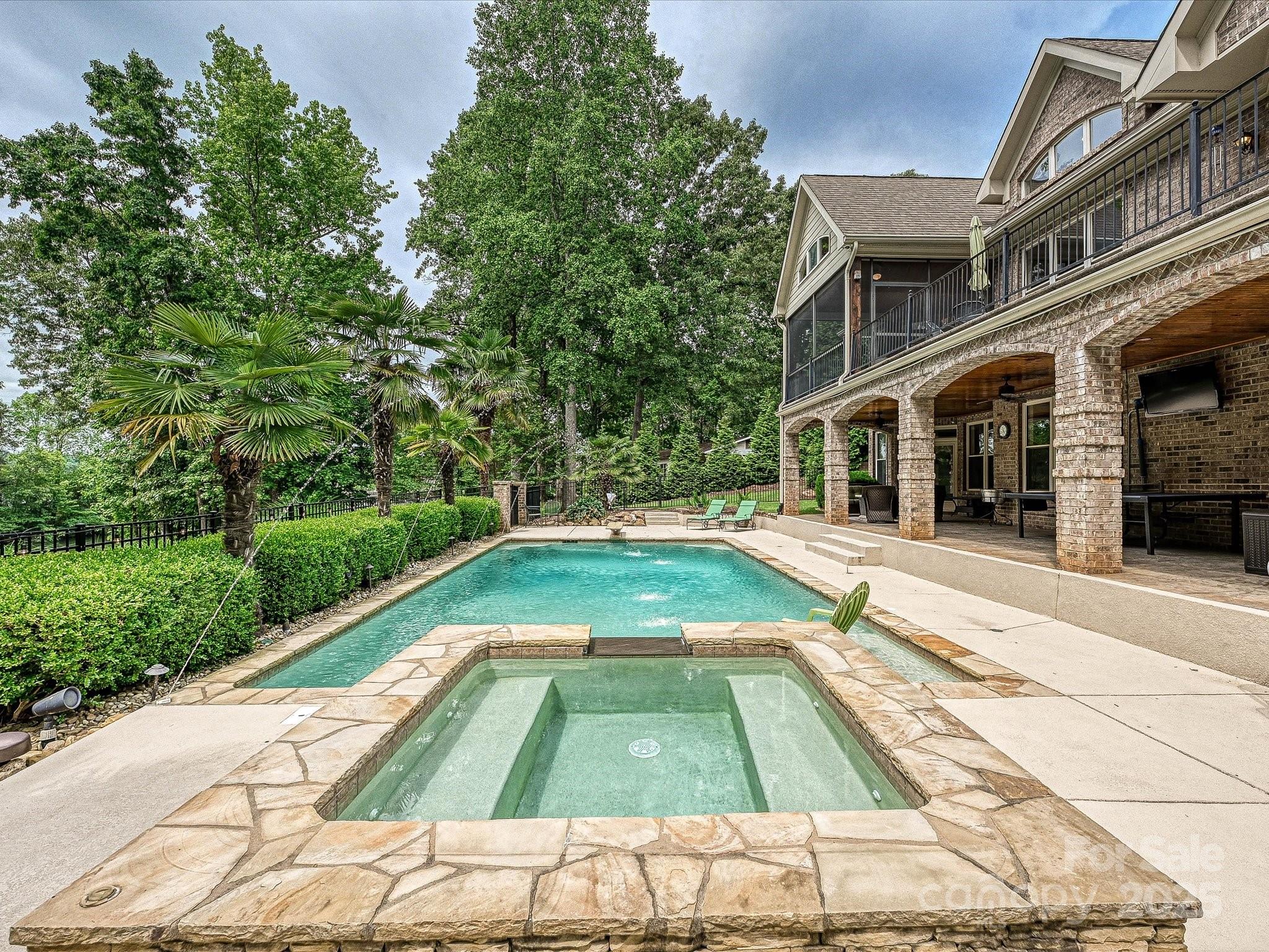 Edgewater - Residential