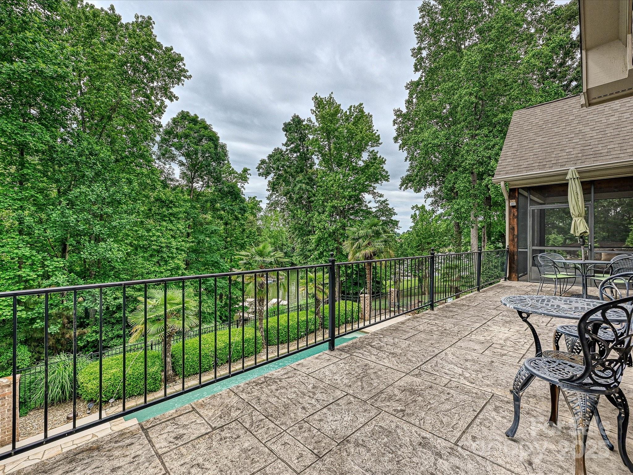 Edgewater - Residential