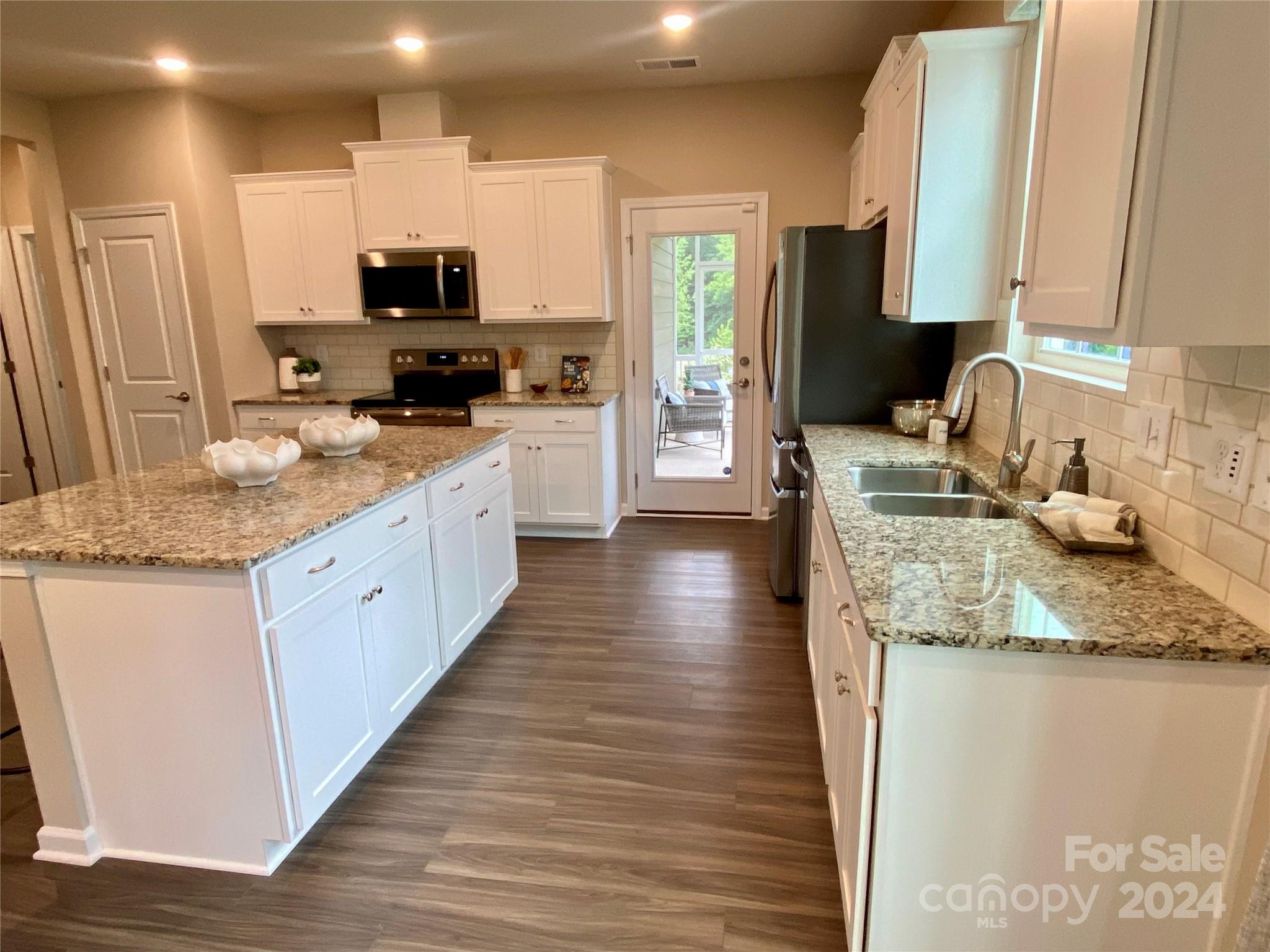 Elizabeth - Residential