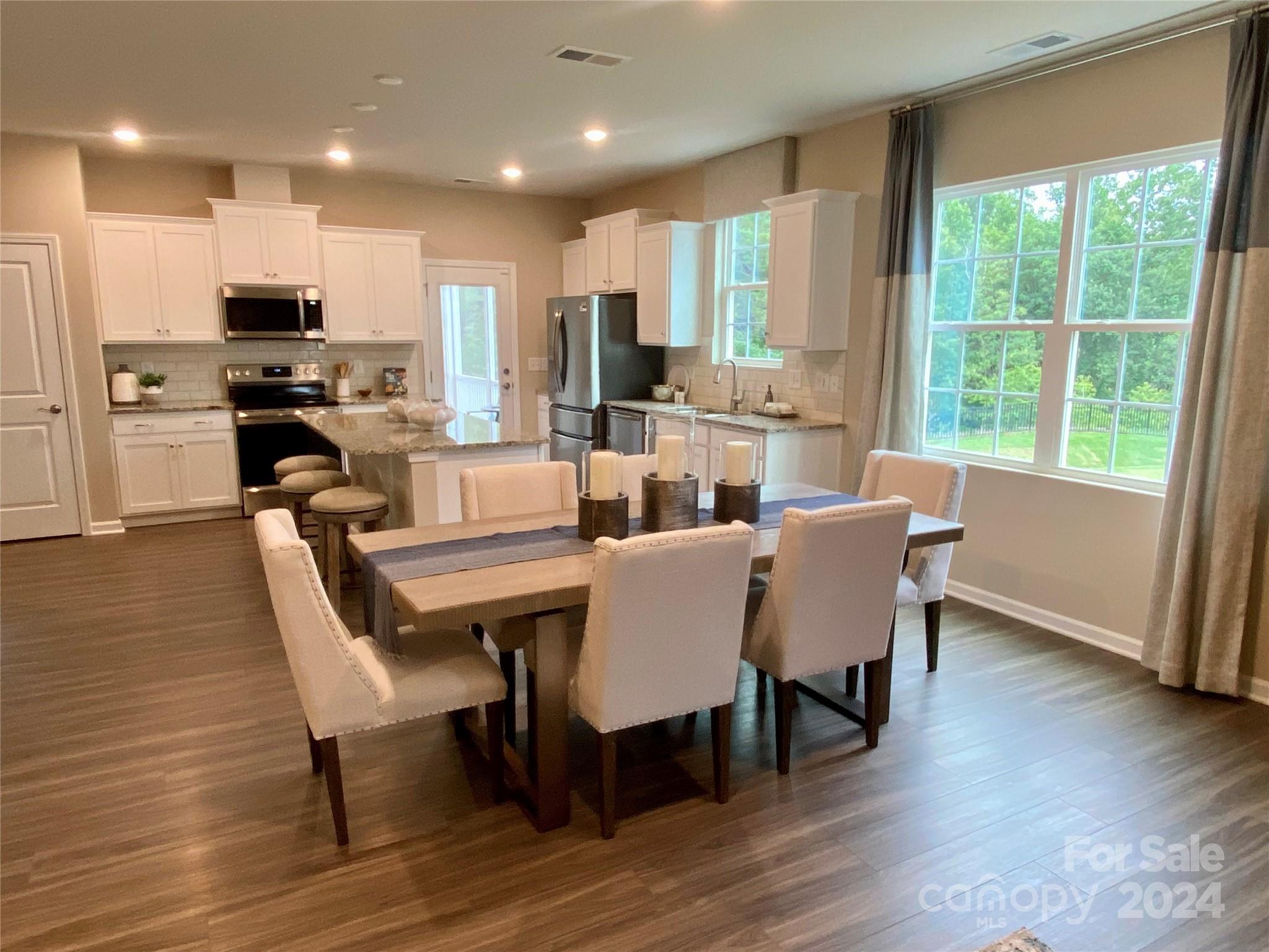 Elizabeth - Residential