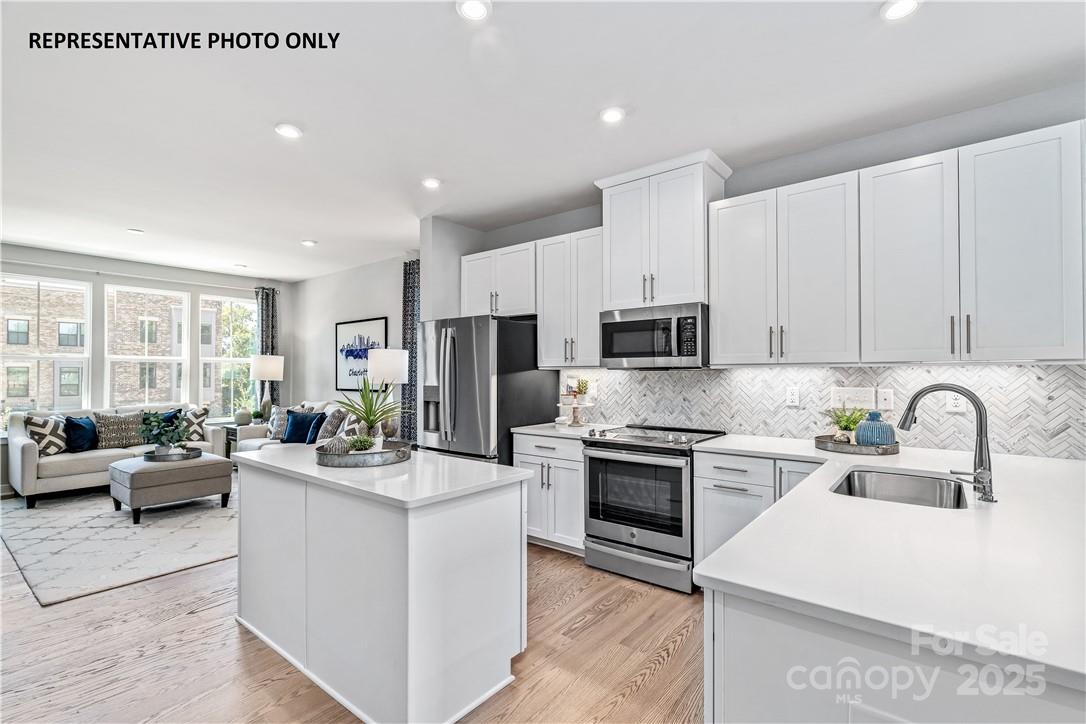 6006 Fonsac Lane 2006D