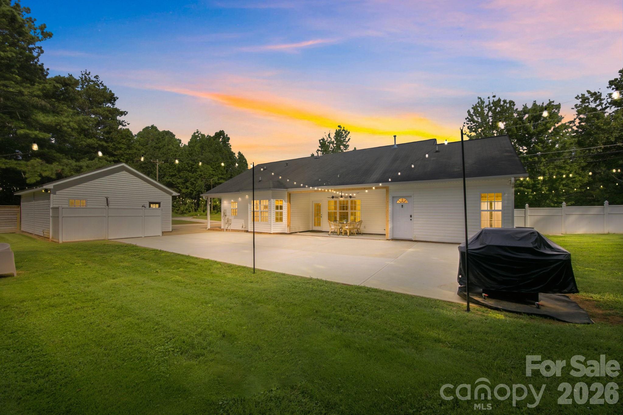 9552 Brief Road