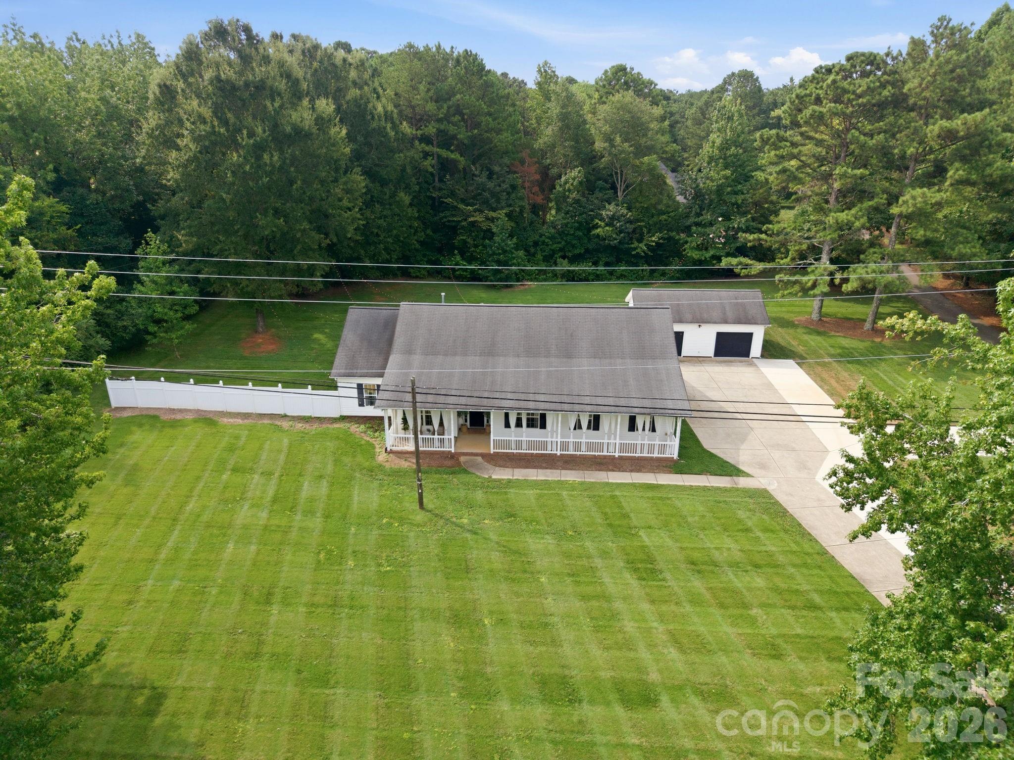 9552 Brief Road