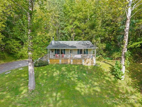 1465 Maple Springs Drive Waynesville NC 28785