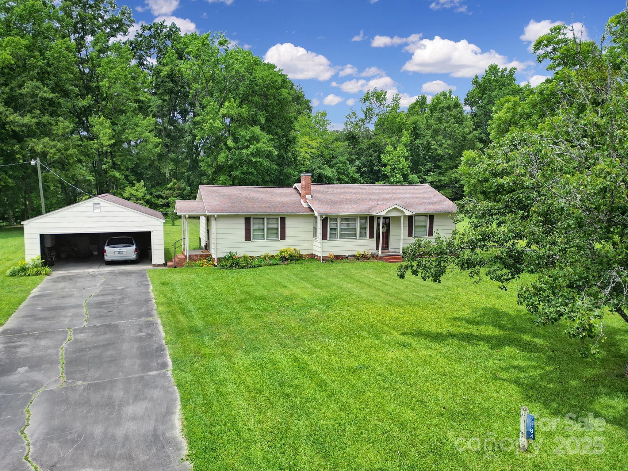 2084 Old Evans Circle