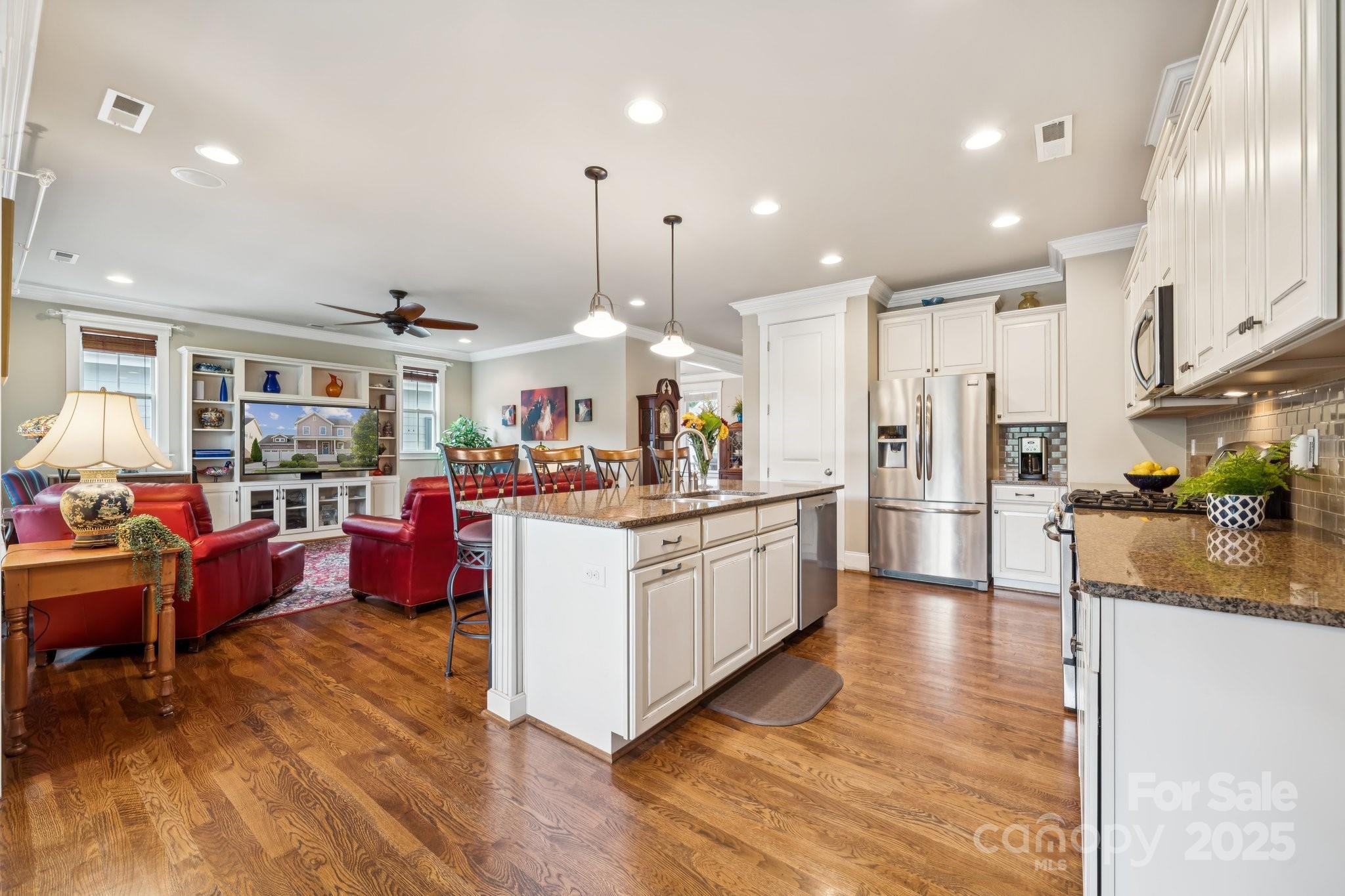 Riverwalk - Residential