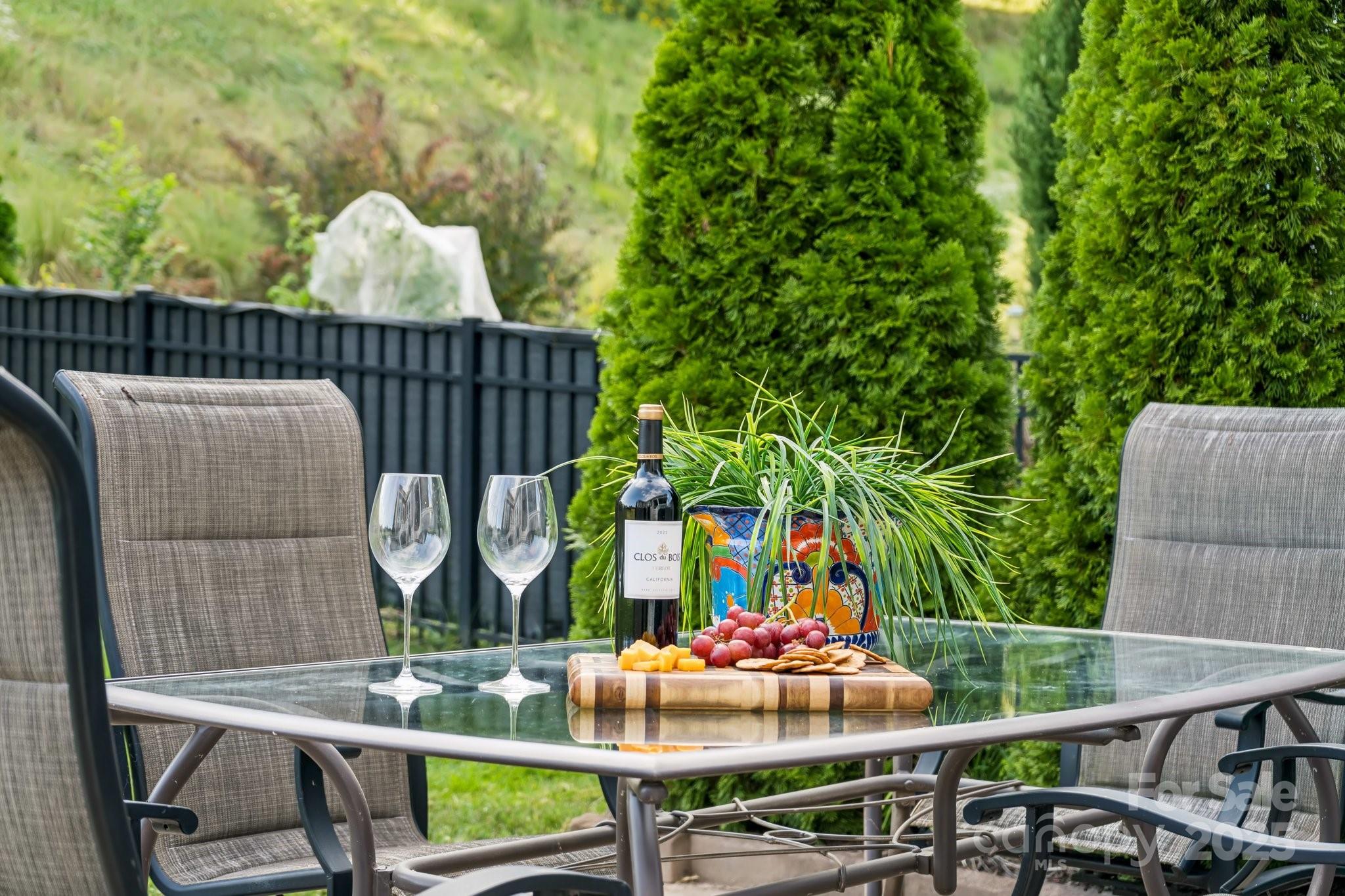 Riverwalk - Residential