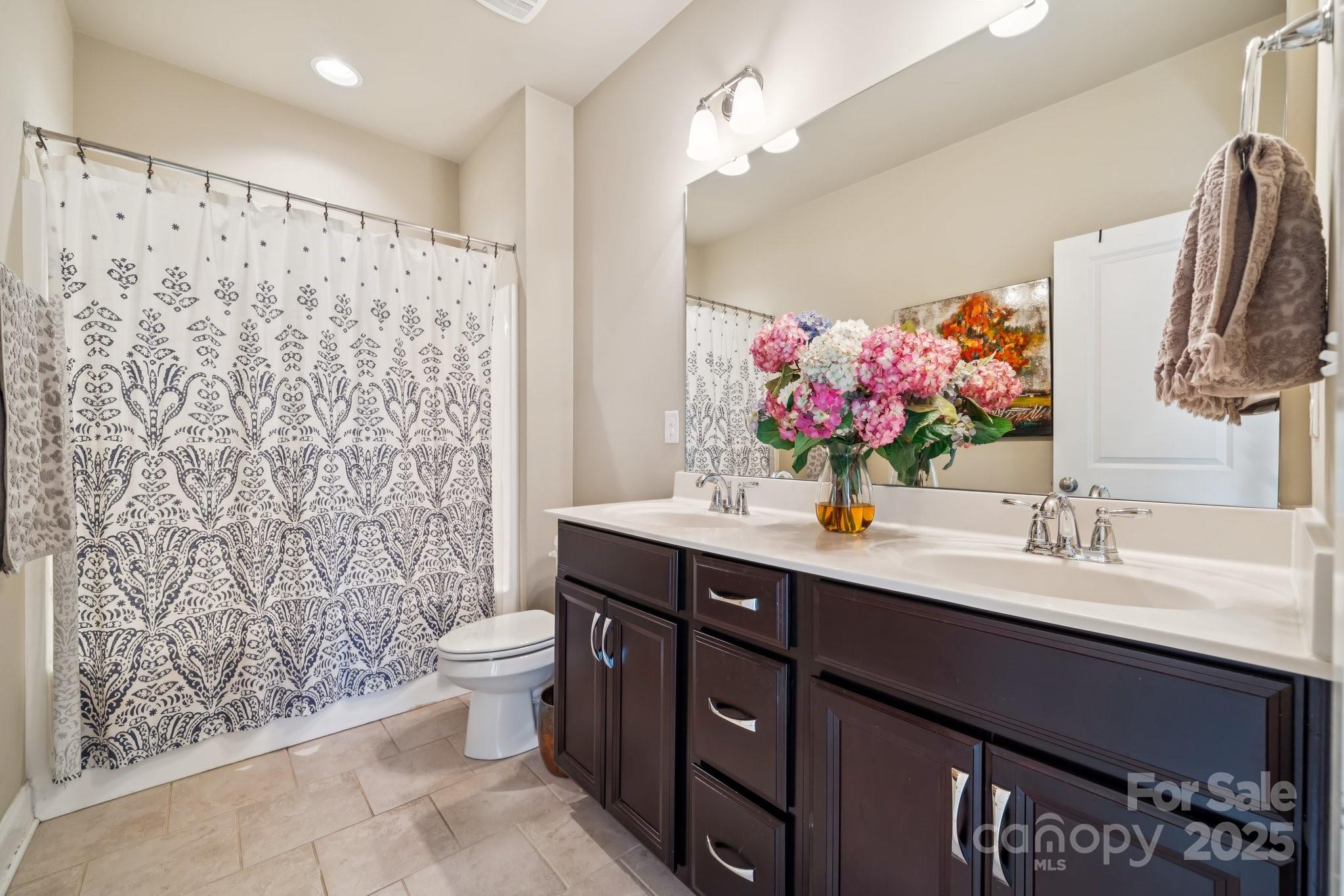 Riverwalk - Residential