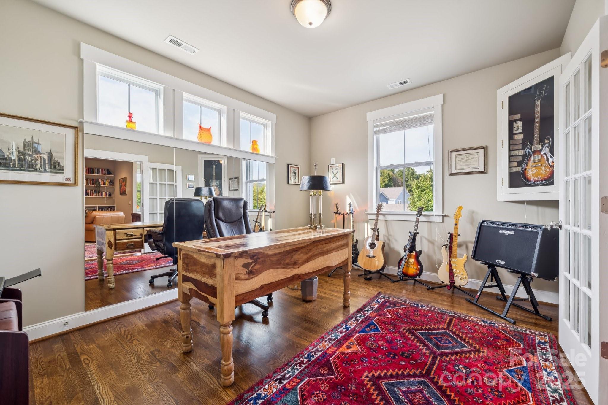 Riverwalk - Residential