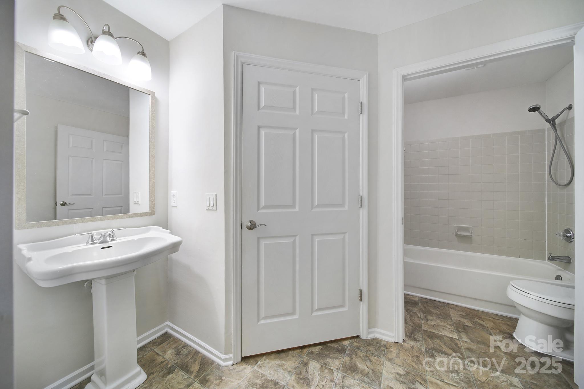 The Villages of Eastover Glen - Residential