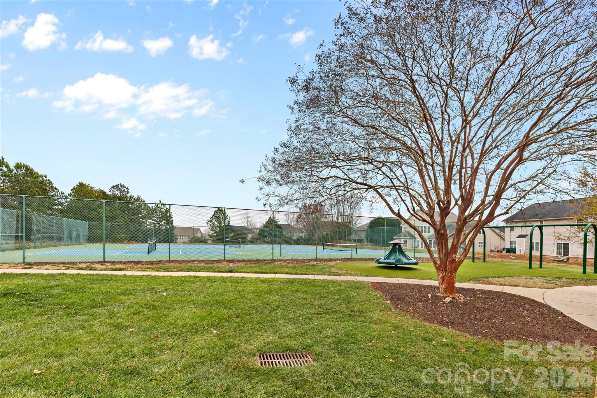 Old Stone Crossing - Residential