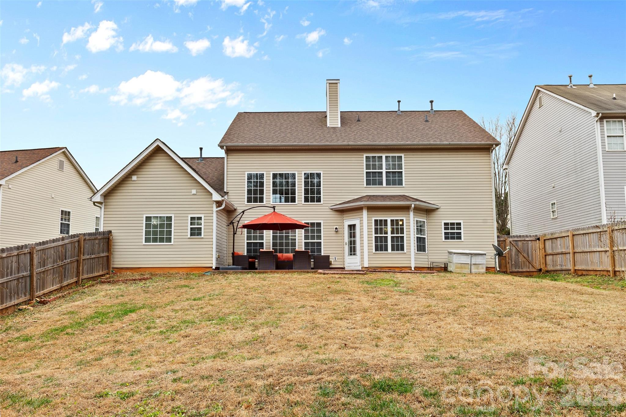 Old Stone Crossing - Residential