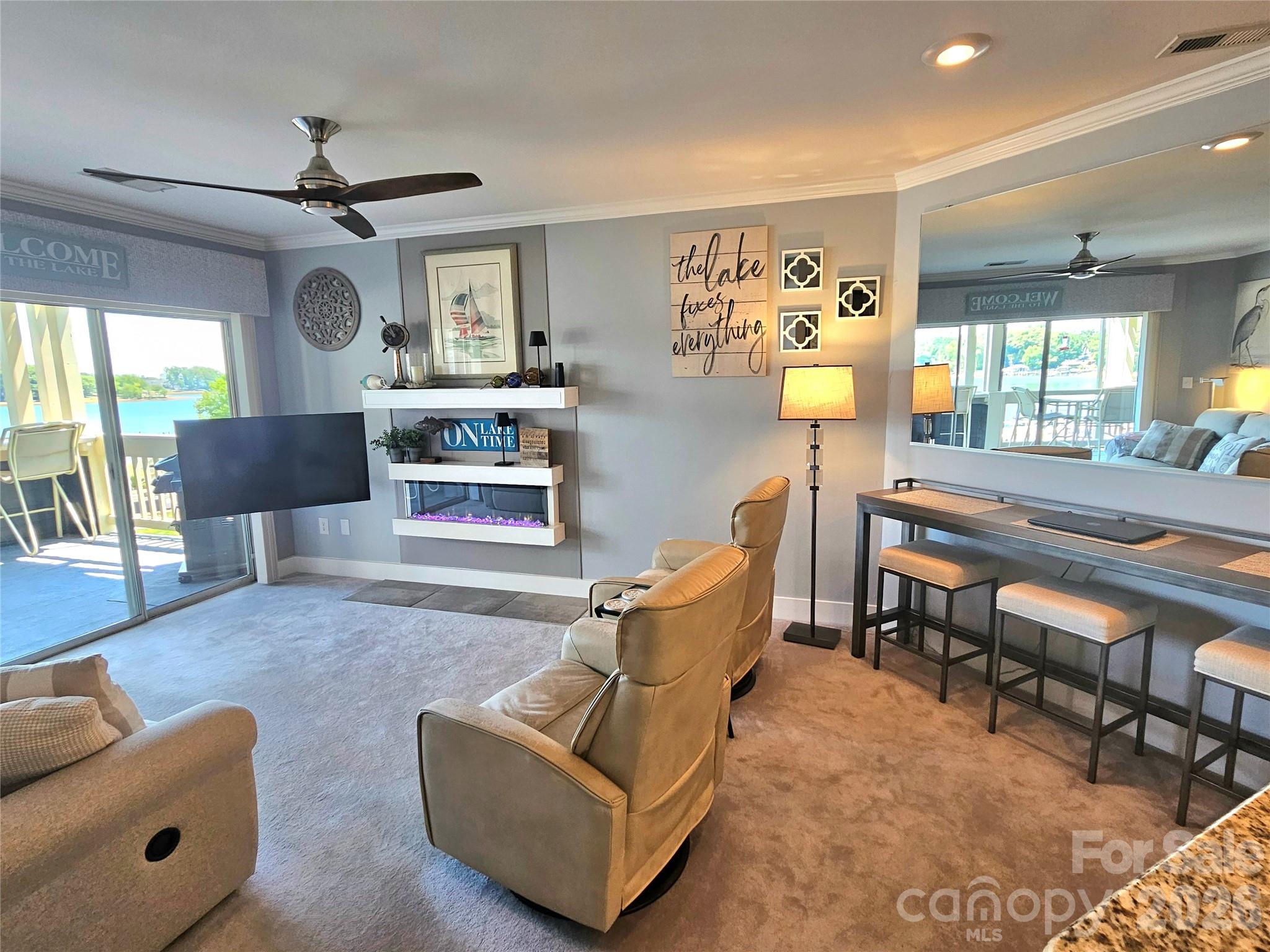 2121 Regatta Lane 303