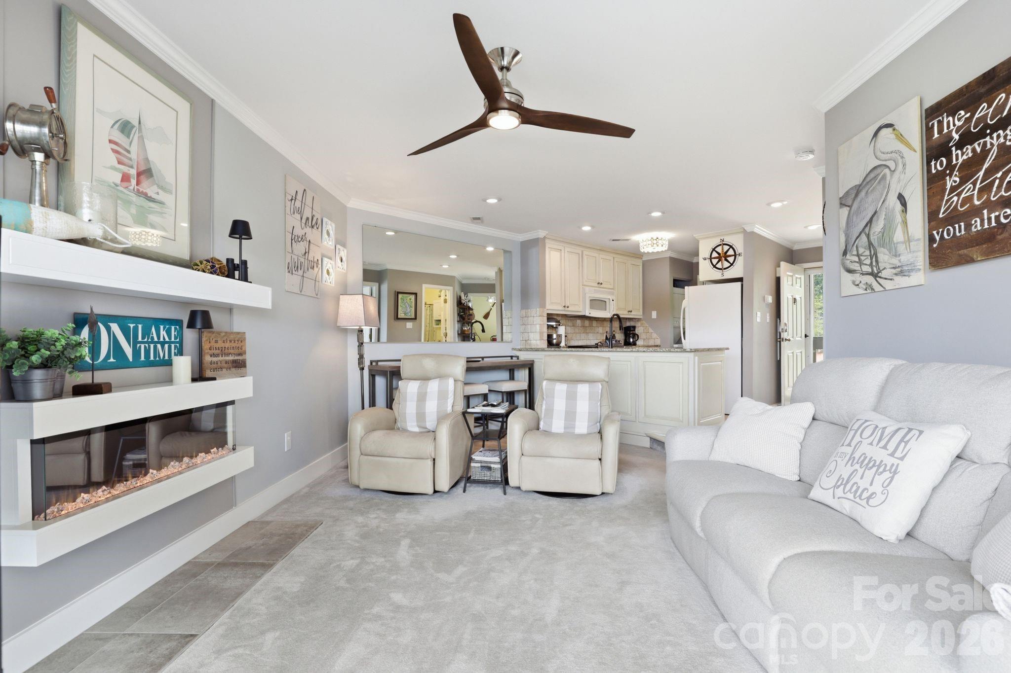 2121 Regatta Lane 303