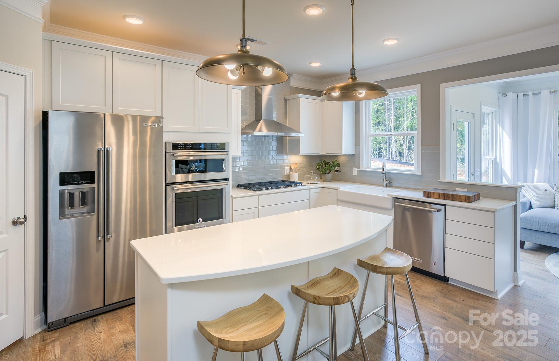 Patterson Pond - Residential