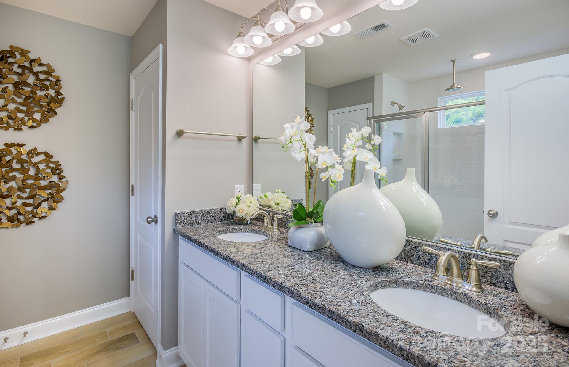 Patterson Pond - Residential