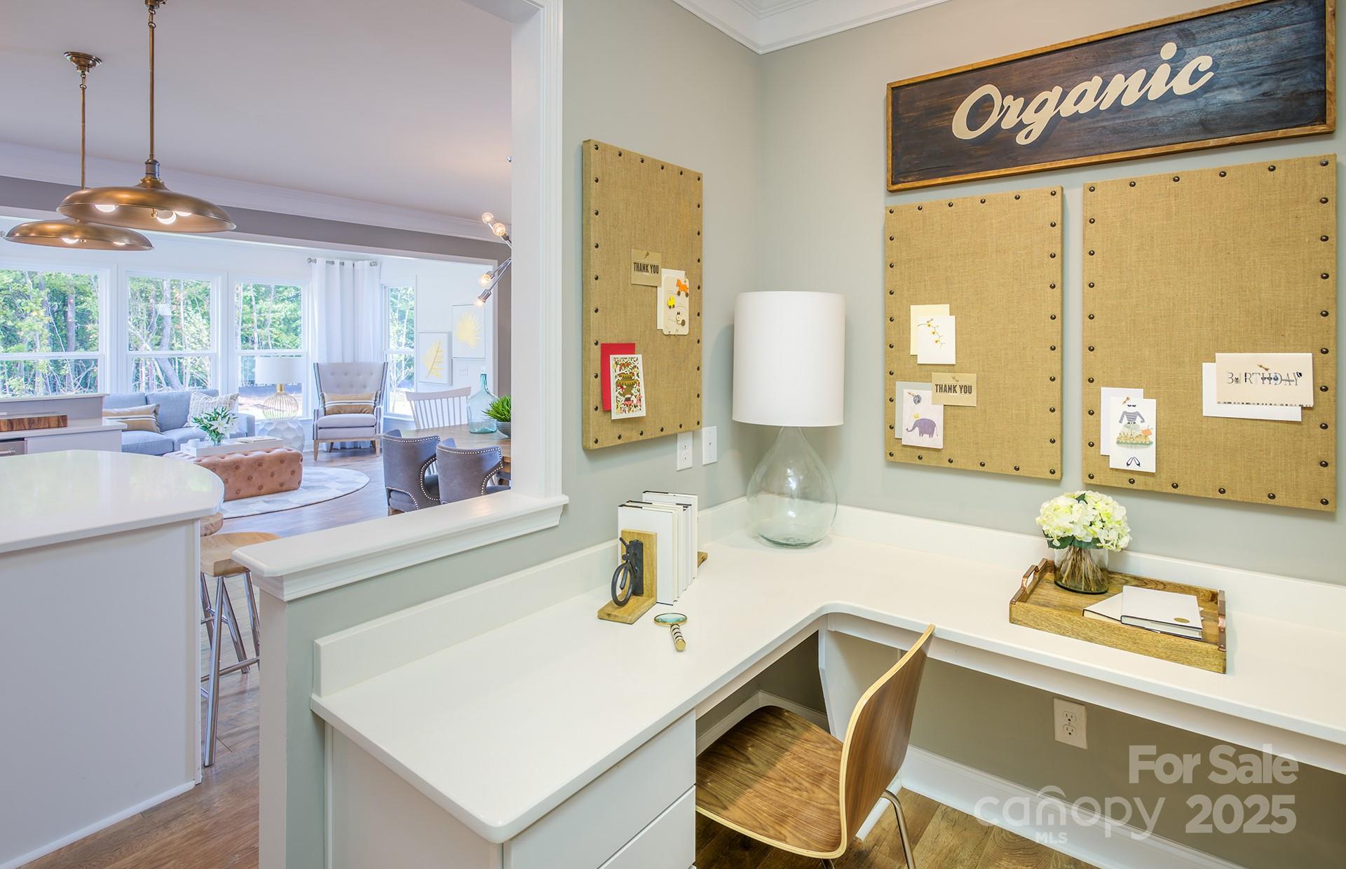 Patterson Pond - Residential