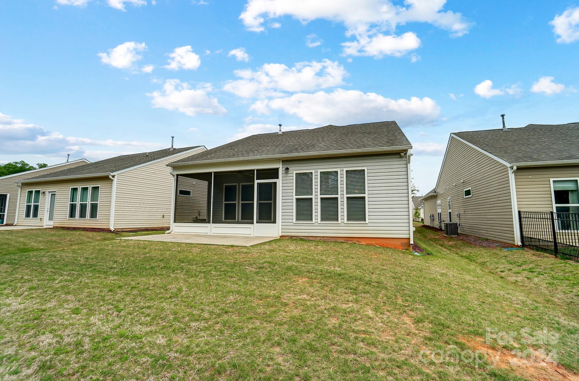 Sun City Carolina Lakes - Residential