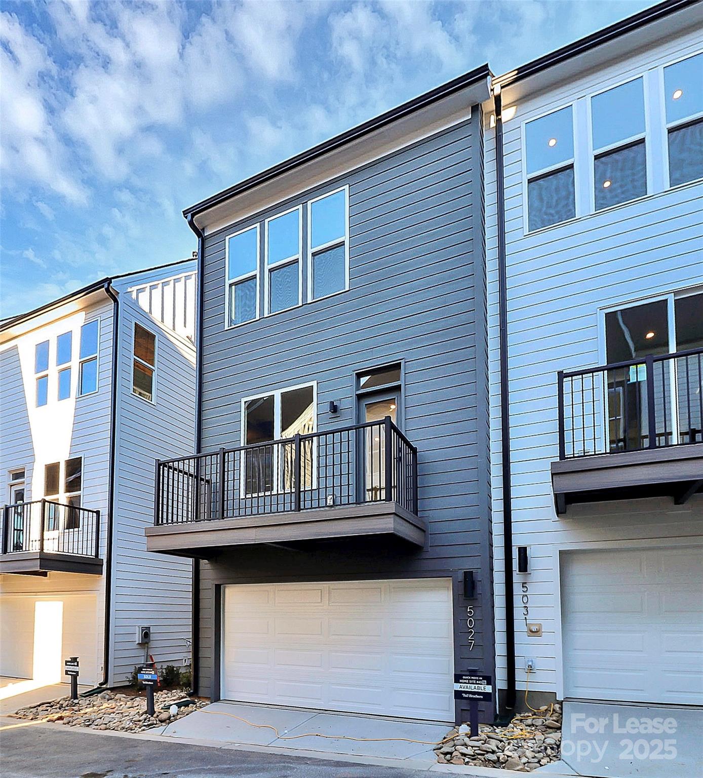 5027 Duchess Drive 44