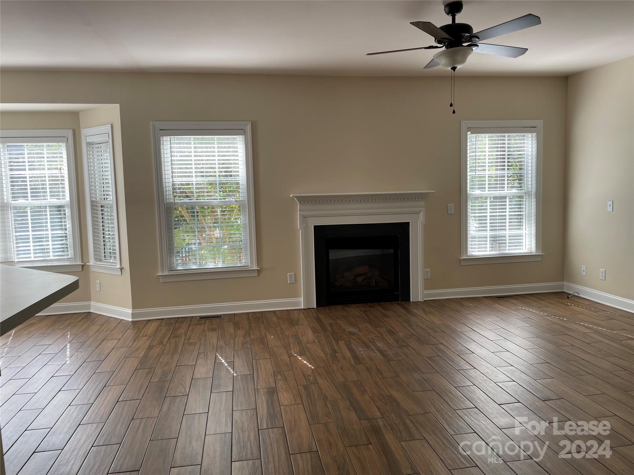 Autumn Cove At Lake Wylie - Residential Lease