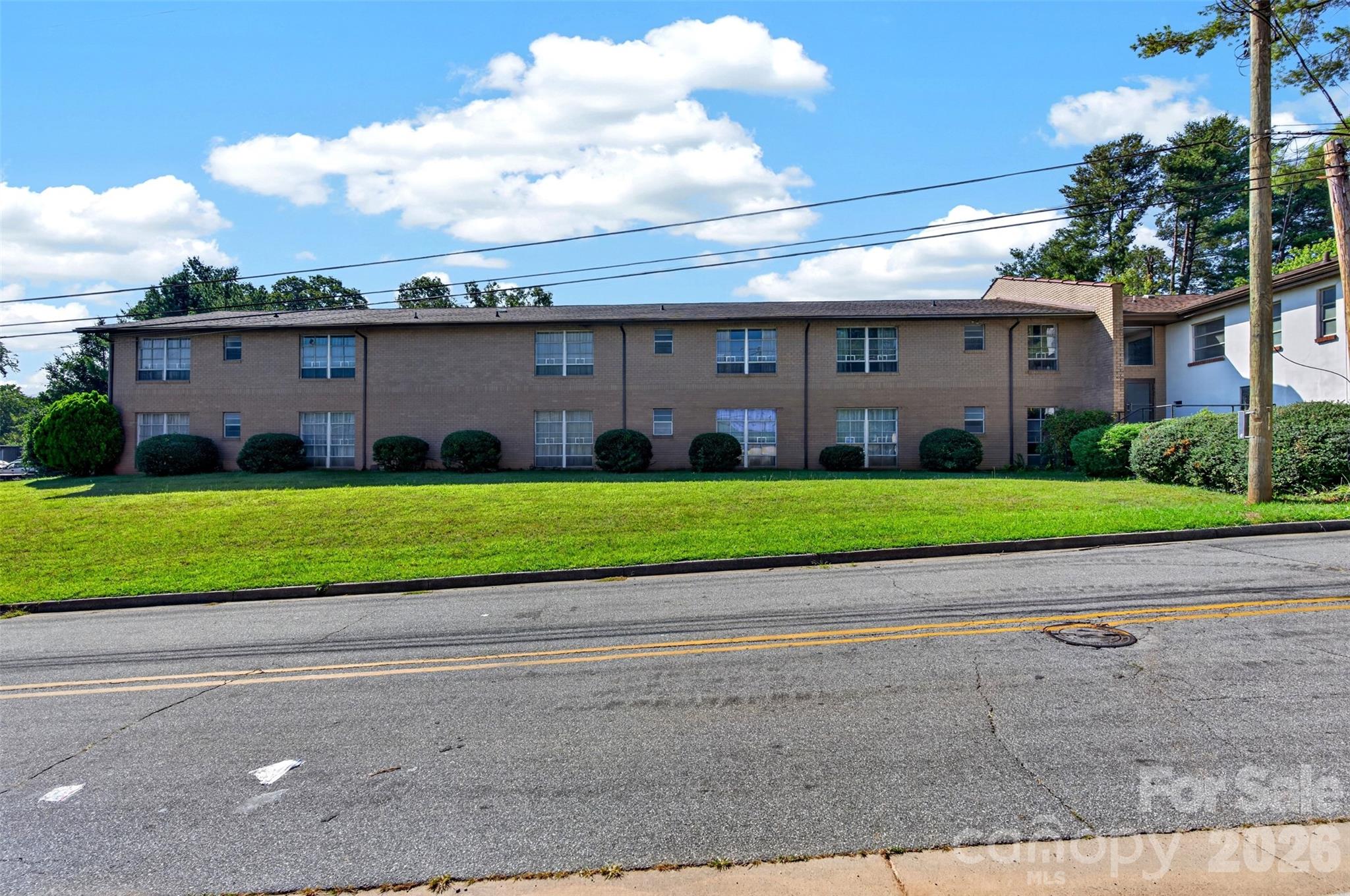 5 & 10 Gaines Avenue