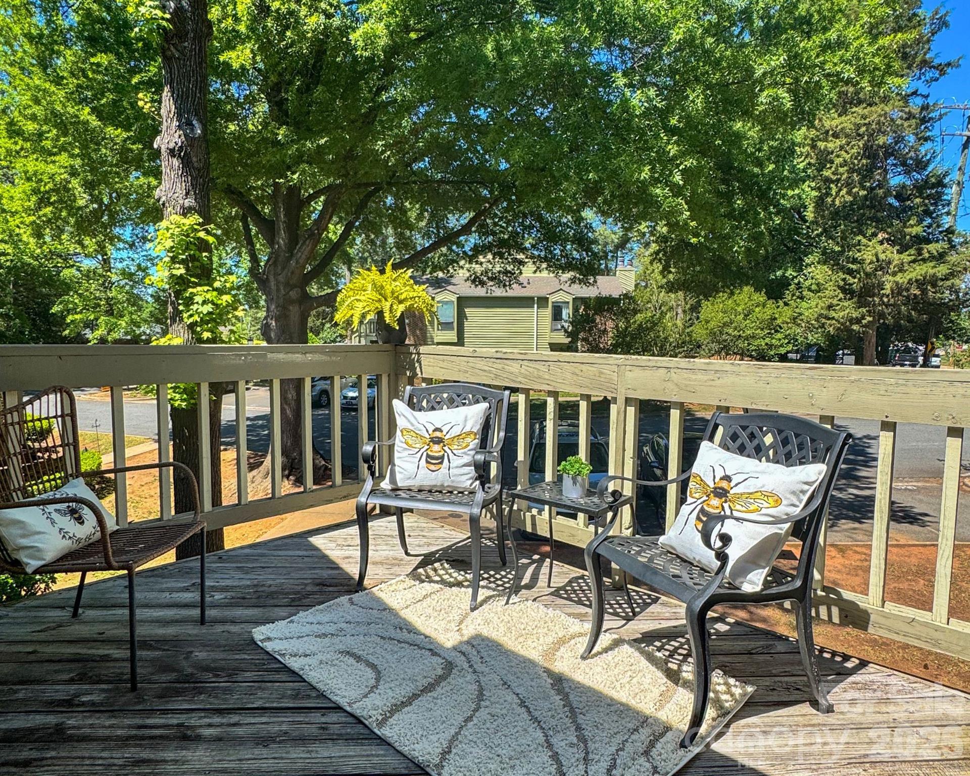 Sharon Place - Residential