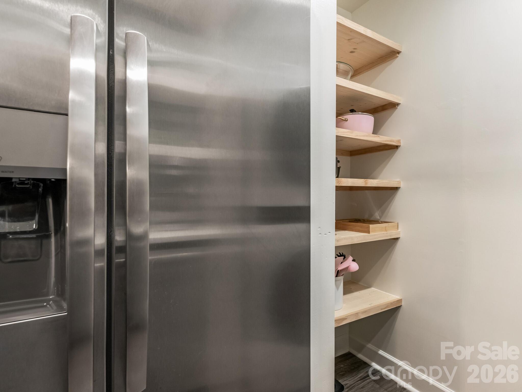 Sharon Place - Residential