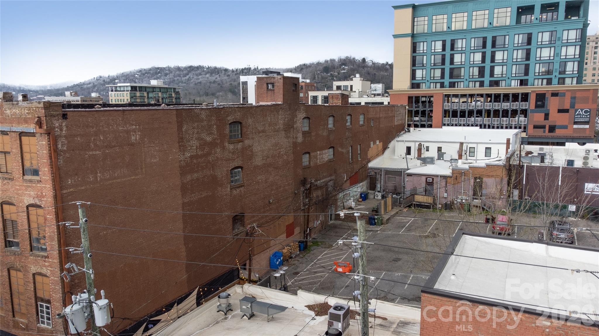 24 N Lexington Avenue