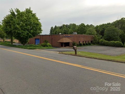 1950 Fairgrove Church Road Newton NC 28658