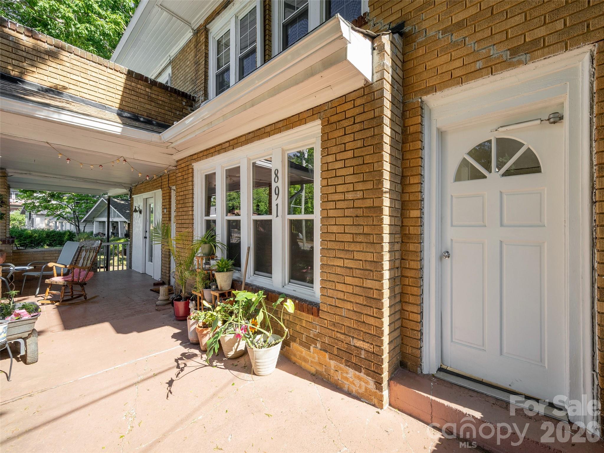 891 Haywood Road