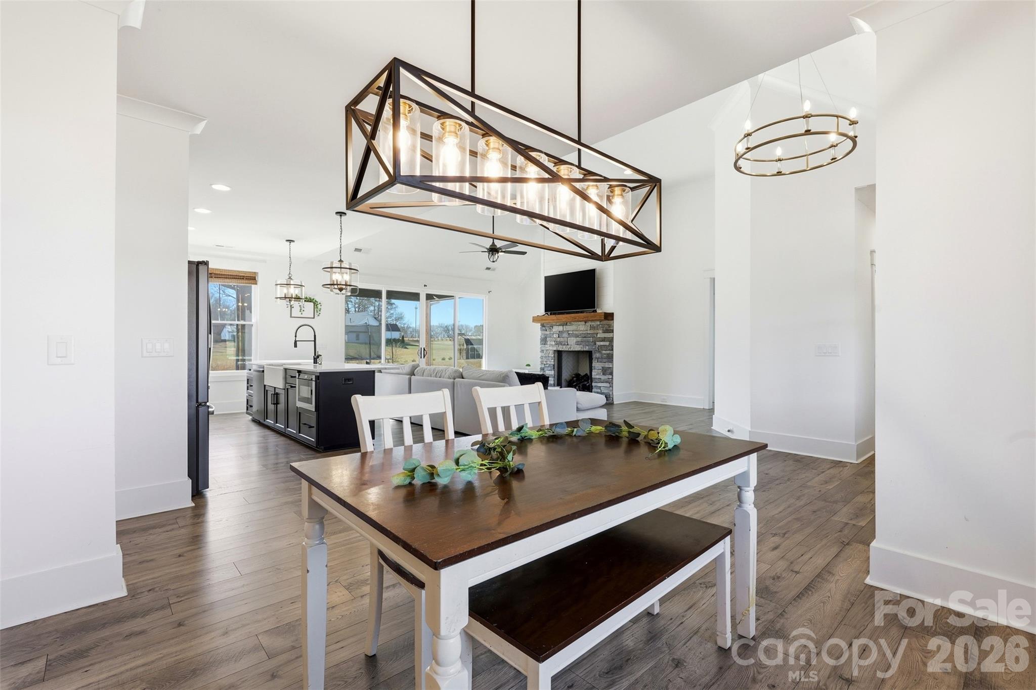 5274 Lake Glenn Drive