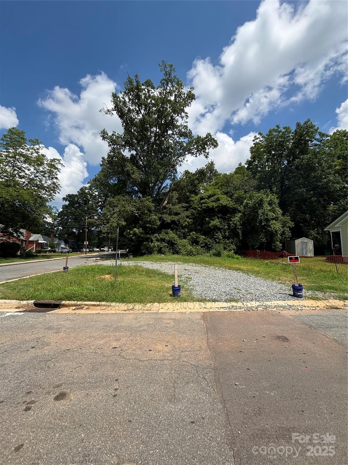 1316 Onyx Street