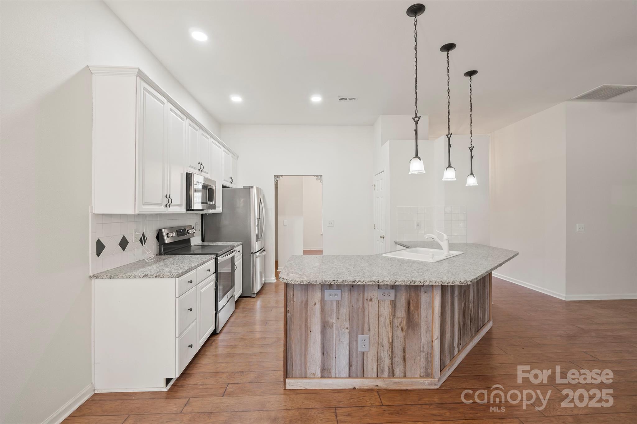 South Hampton - Residential Lease